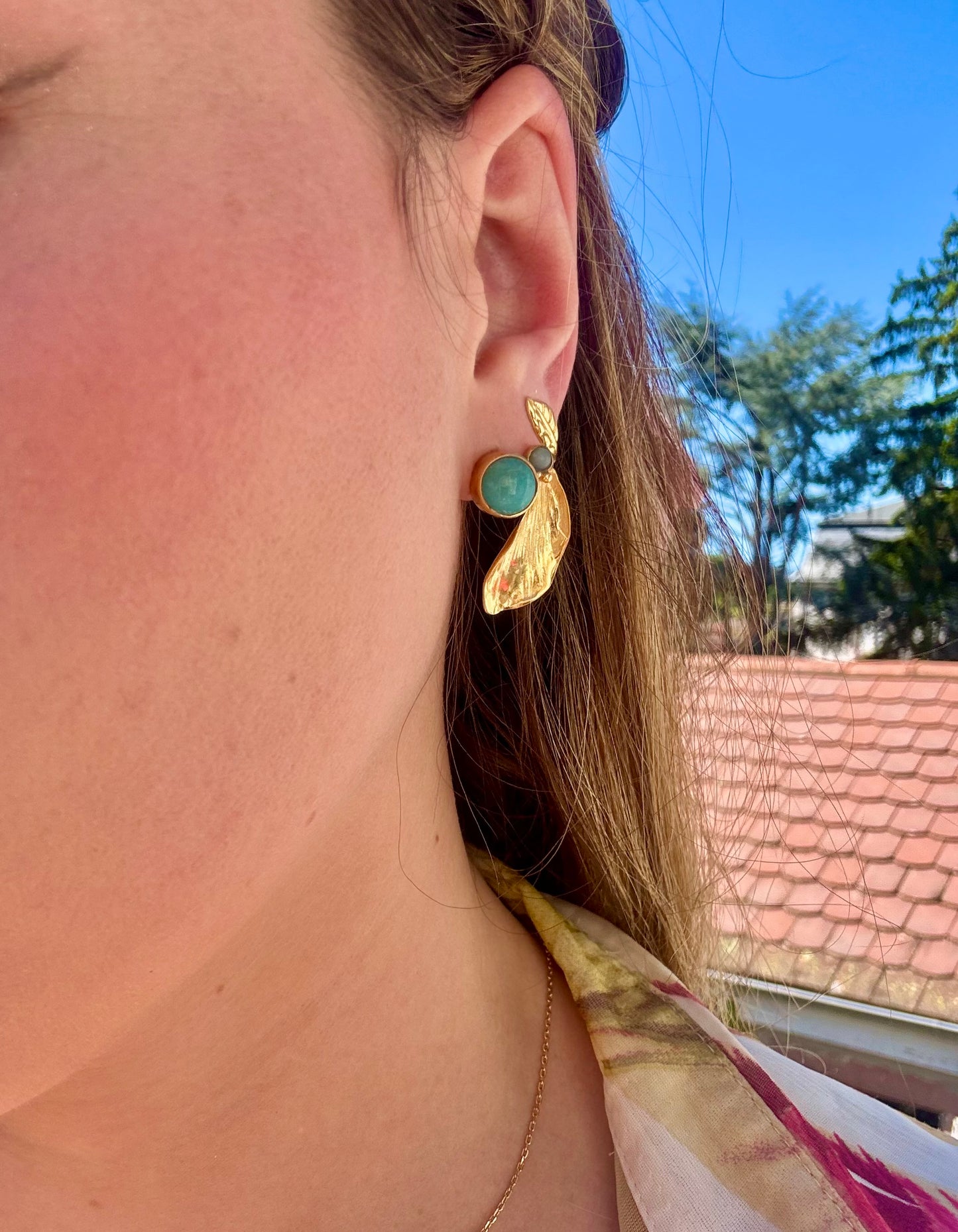 Boucles d’oreilles Jardin d’Azur  - plaqué or et calcédoine