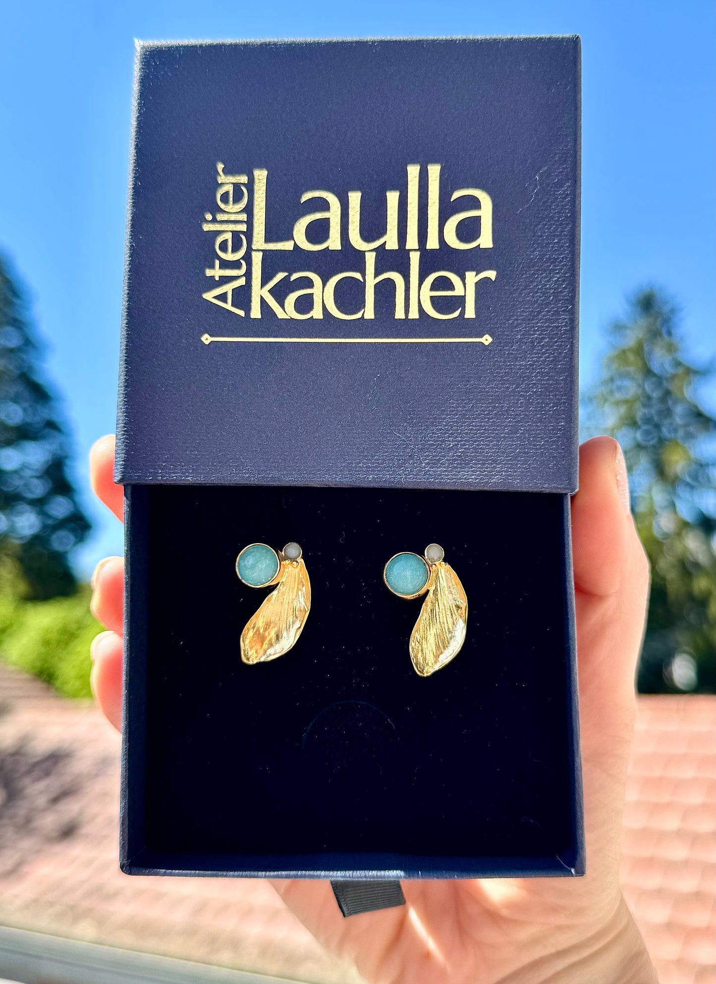 Boucles d’oreilles Jardin d’Azur  - plaqué or et calcédoine