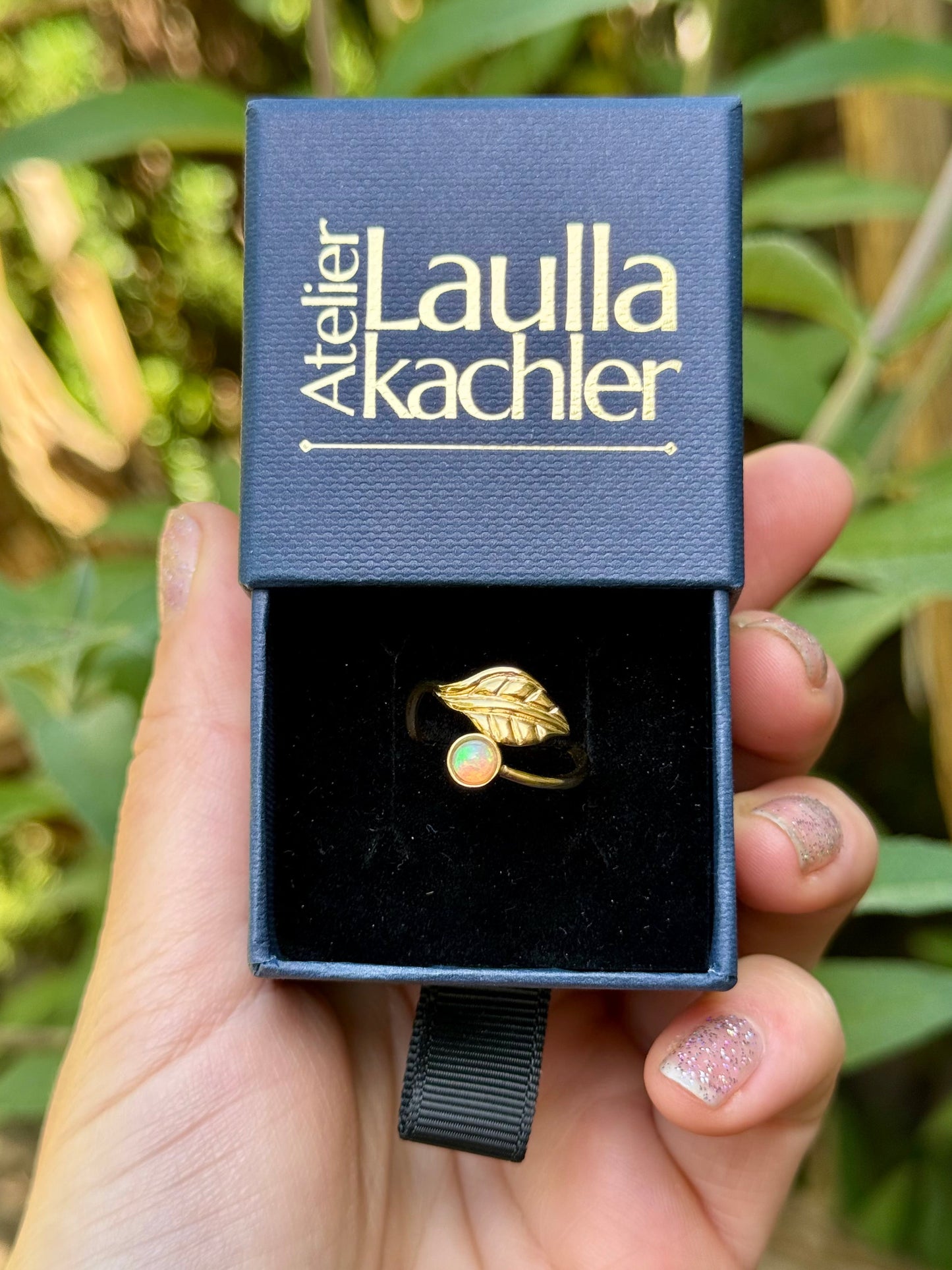 Bague Feuille Naissante - plaqué or et opale